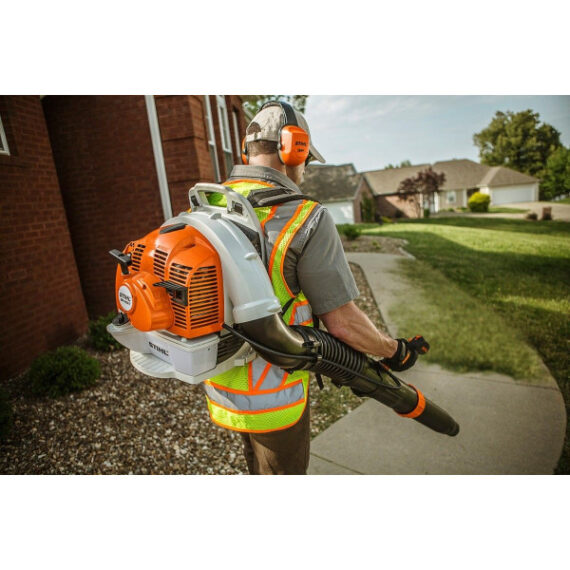 Souffleur a dos BR450C-EF STIHL